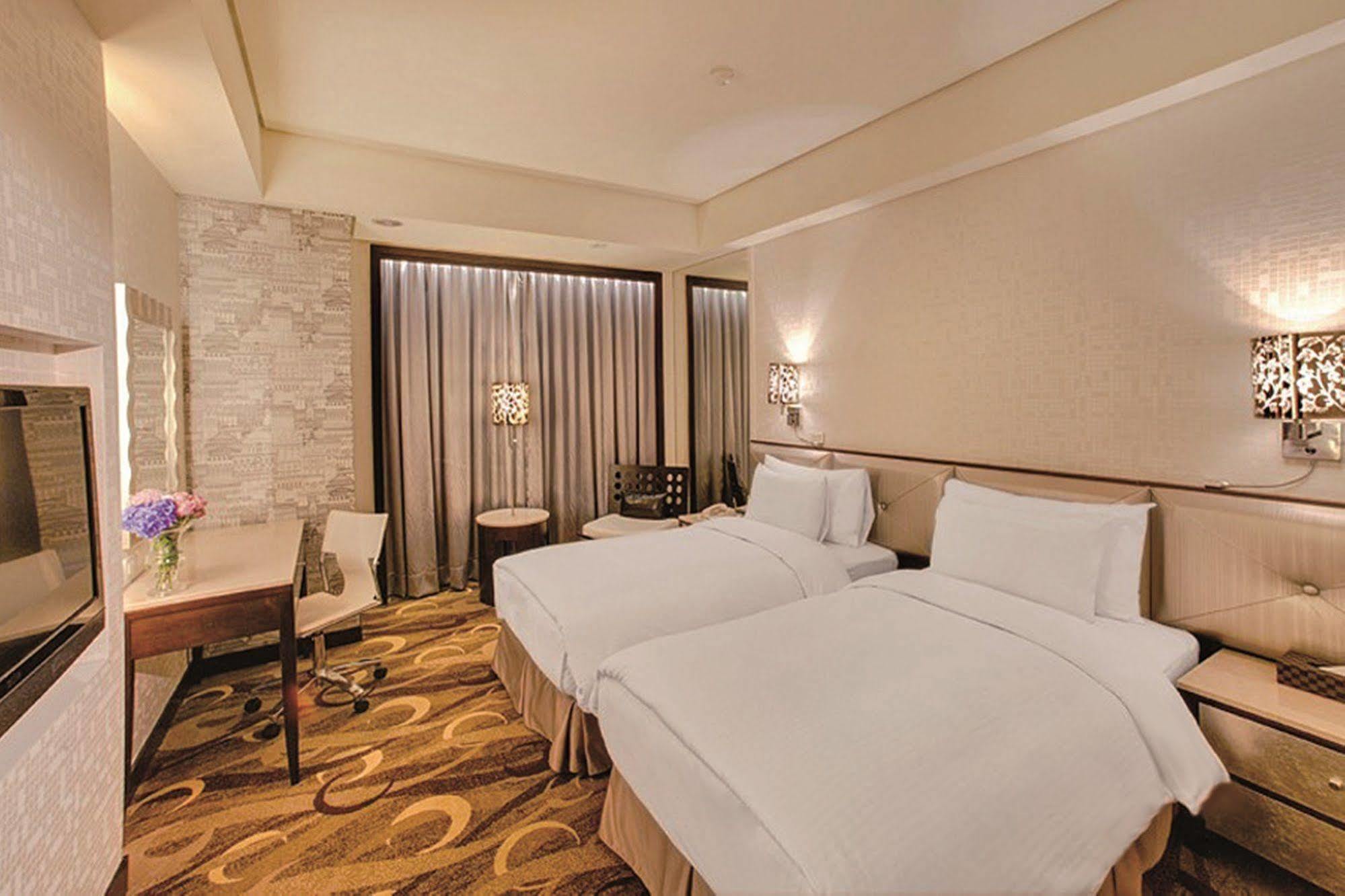 Hej Taipei Arena Hotel Buitenkant foto